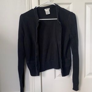 Black Old Navy cardigan with side pockets
